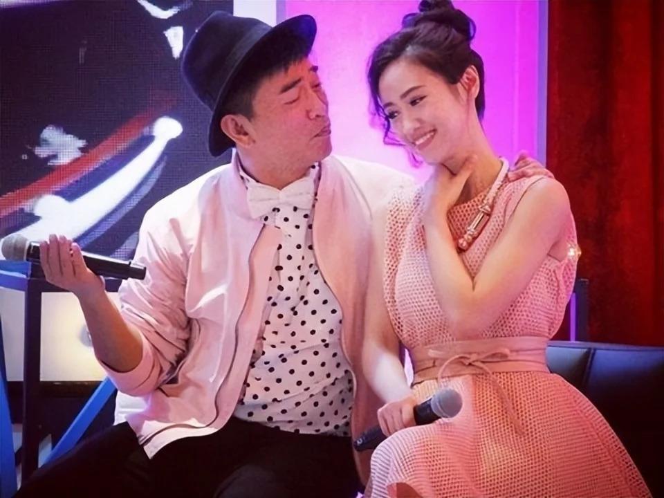 吴尊喊女儿“老婆”：贵圈那些没有边界感的父母，太离谱了