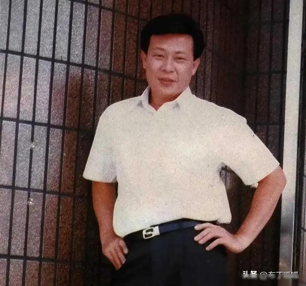 娶两个老婆住一个家，69岁依旧四处奔波的寇世勋真的快乐吗