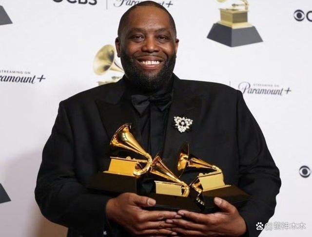 格莱美这一晚太抓马！男歌手刚领完奖就被逮捕，疑似被人指控