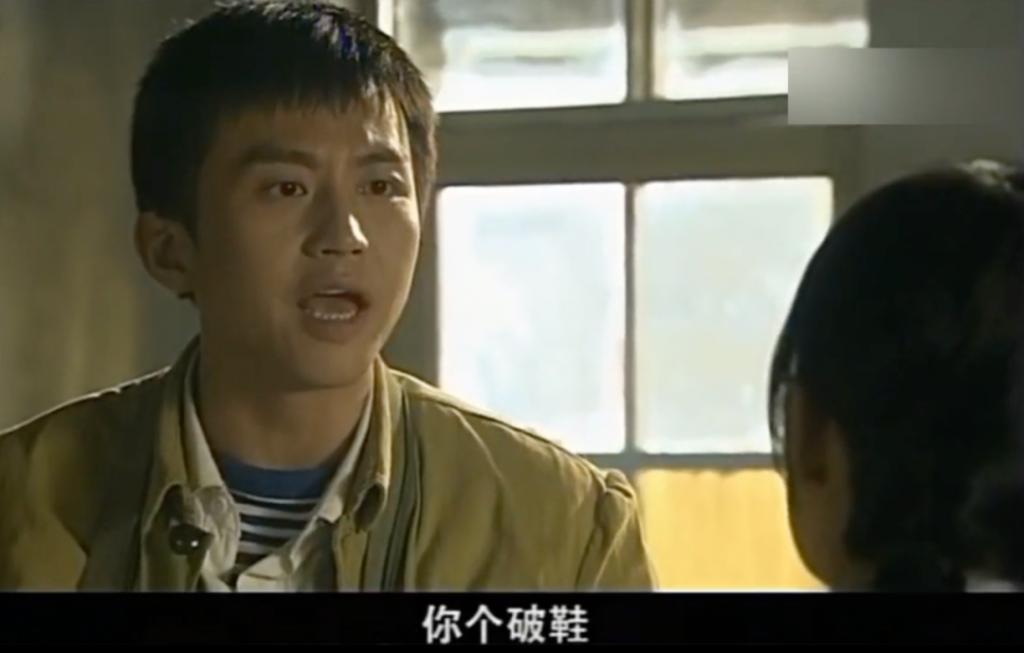 好一个“一啵三折”！大过年的别再折腾警察叔叔了