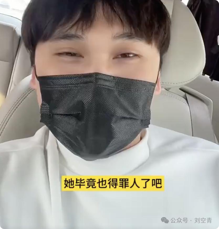 她得罪了人，如今被软封杀了？