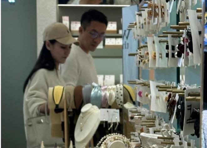 张兰正式松口！赞汪小菲女友细心，大S态度放缓让父女团聚