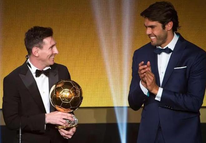 梅西评论区沦陷！被扒中国发布会睡觉日本地震捐钱，网友怒斥