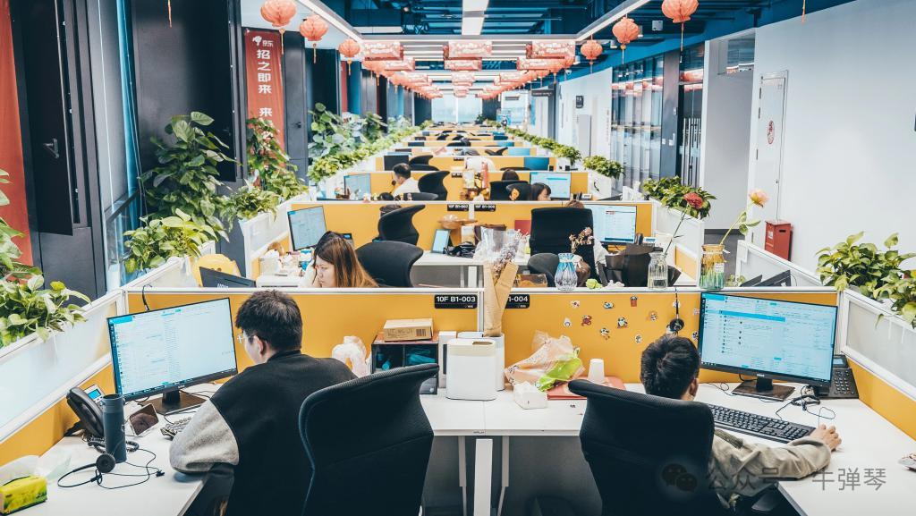 这家企业，为什么总给基层员工涨薪?