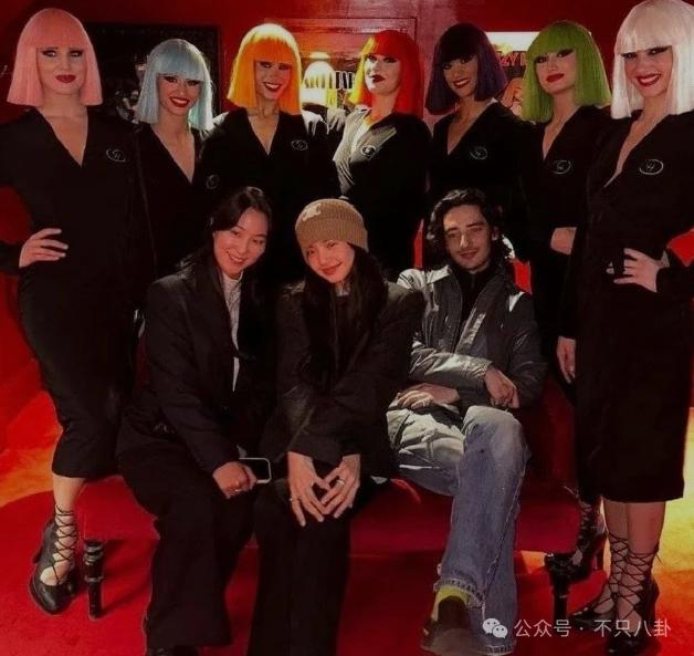 吐槽再多也没用？她的事业发展一点都不受影响啊！