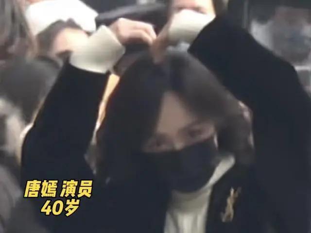 央视龙年春晚主持人出炉，朱军、董卿、朱迅李思思无缘春晚