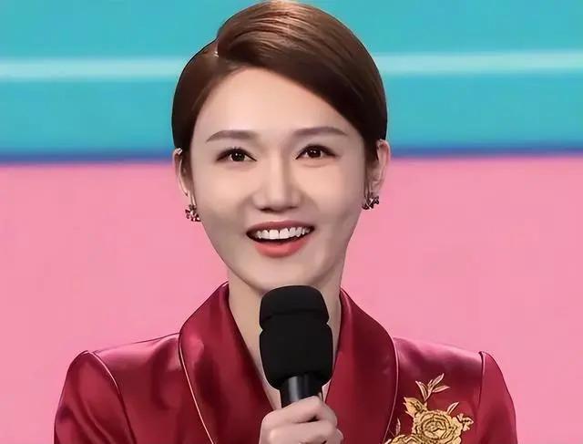 央视龙年春晚主持人出炉，朱军、董卿、朱迅李思思无缘春晚