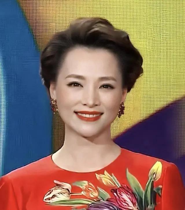 央视龙年春晚主持人出炉，朱军、董卿、朱迅李思思无缘春晚