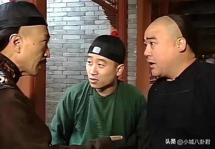 《宰相刘罗锅》演员现状，主角老到不敢认，配角100岁去世