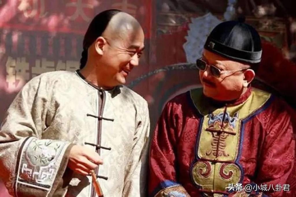 《宰相刘罗锅》演员现状，主角老到不敢认，配角100岁去世