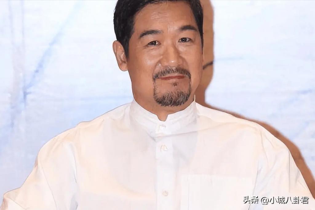 《宰相刘罗锅》演员现状，主角老到不敢认，配角100岁去世