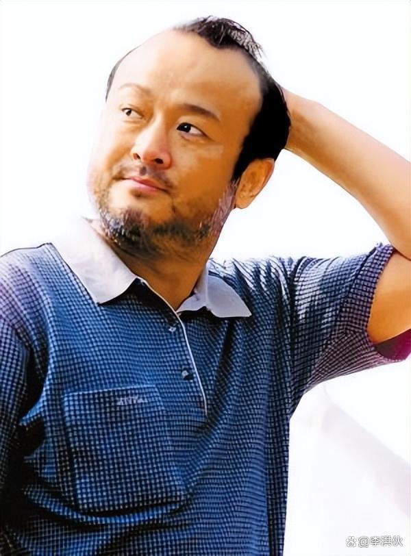 七次指执导春晚的赵安，曾因受贿入狱，歌唱家妻子郁郁而终