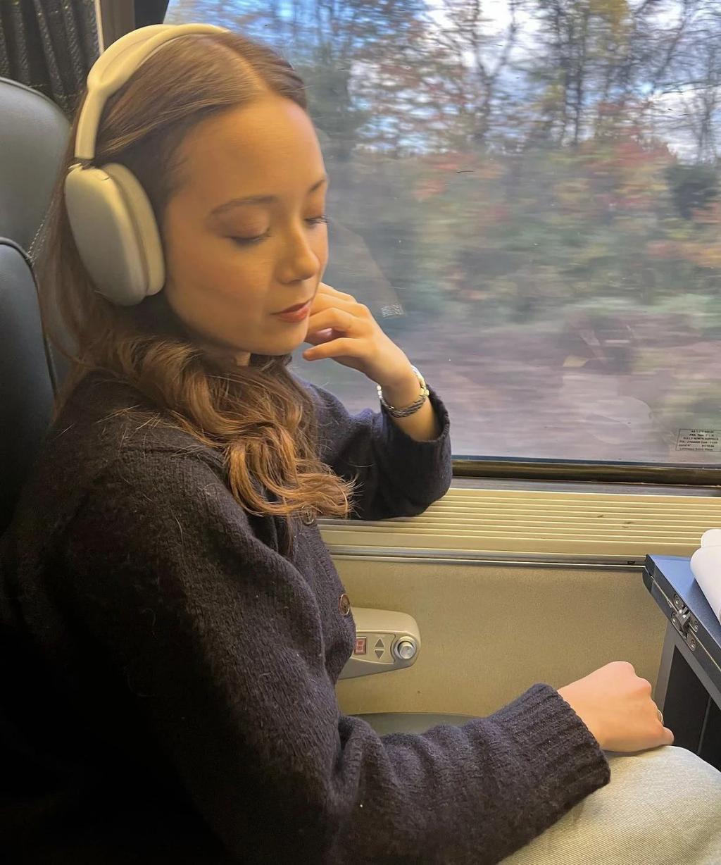 24岁中国冰岛混血，获格莱美奖！