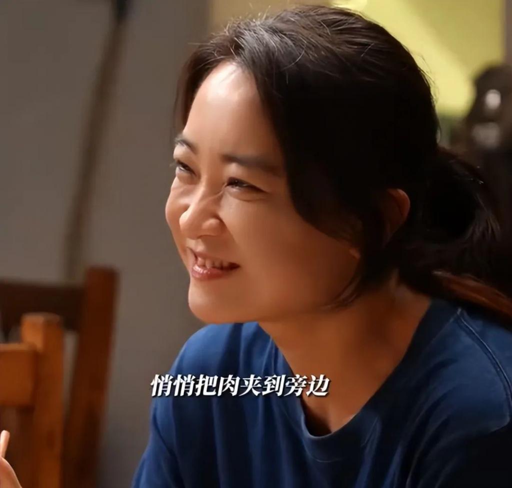 《热辣滚烫》：贾玲皱纹都是戏，四大女主天然脸与硅胶脸对比明显
