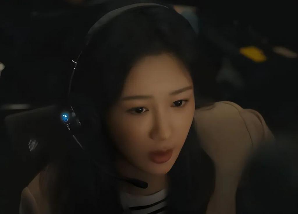 《热辣滚烫》：贾玲皱纹都是戏，四大女主天然脸与硅胶脸对比明显