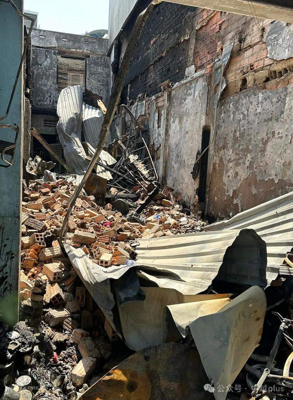 胡志明市一处房屋发生火灾 致4人死亡