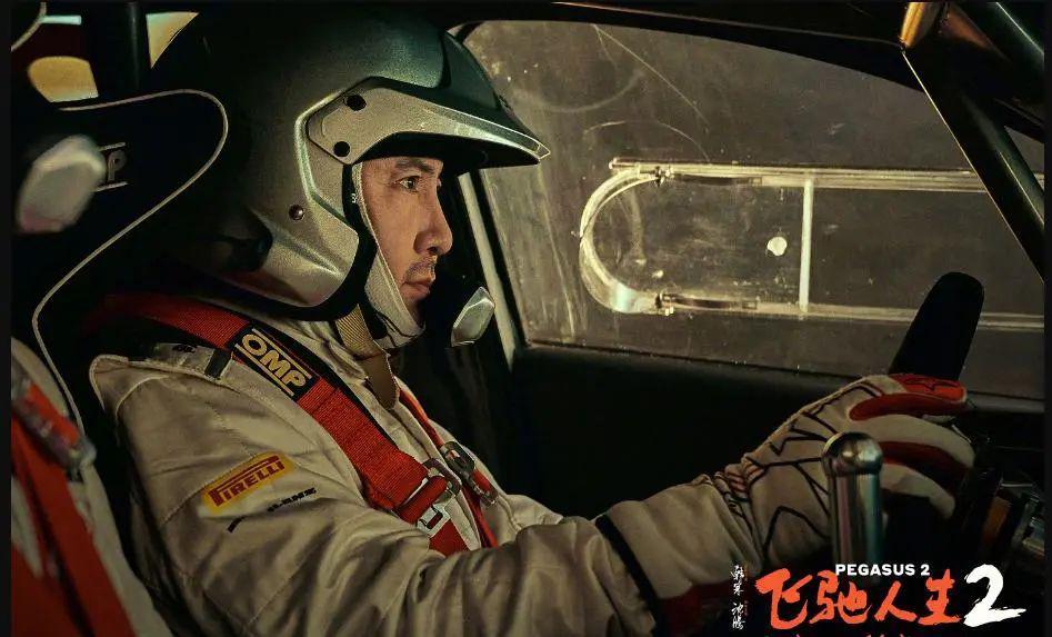 看到衣衫不整的赵丽颖，国产剧别再用“假穷人”冒充了