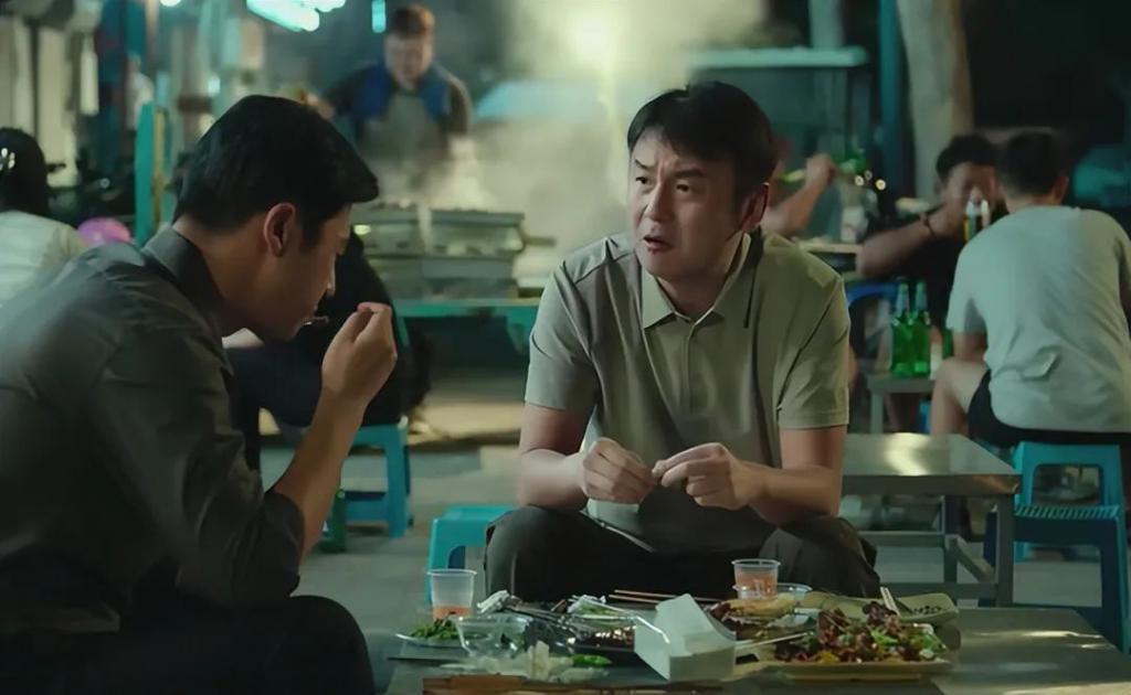 看到衣衫不整的赵丽颖，国产剧别再用“假穷人”冒充了