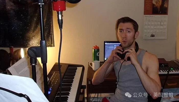 美国博主录视频发疯掏出血淋淋人头？“刚斩了我爸，他是美利坚叛徒！”