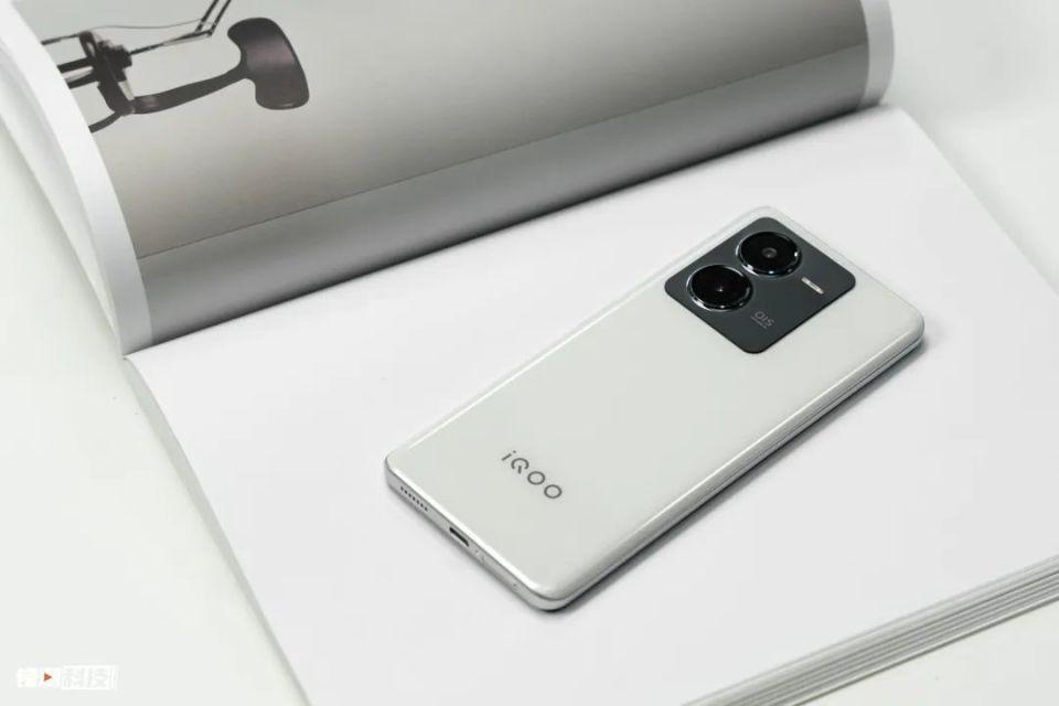 去年1599的LCD神机，可能不会再有了