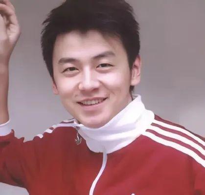 建议查查雷佳音