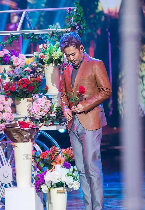 建议查查雷佳音