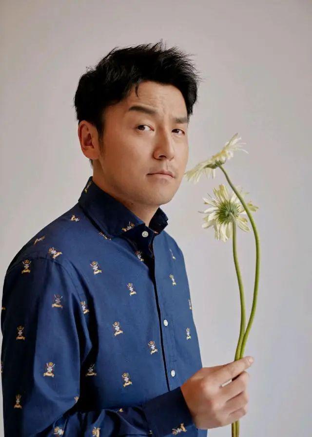 建议查查雷佳音