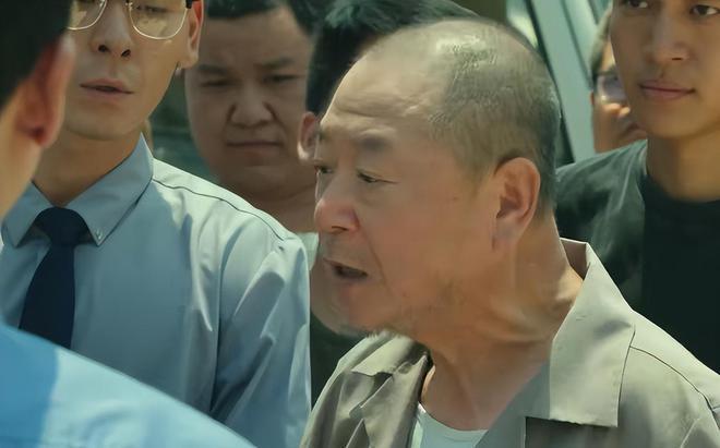 第二十条：全员演技过关，唯有一人是败笔，演得像AI机器人