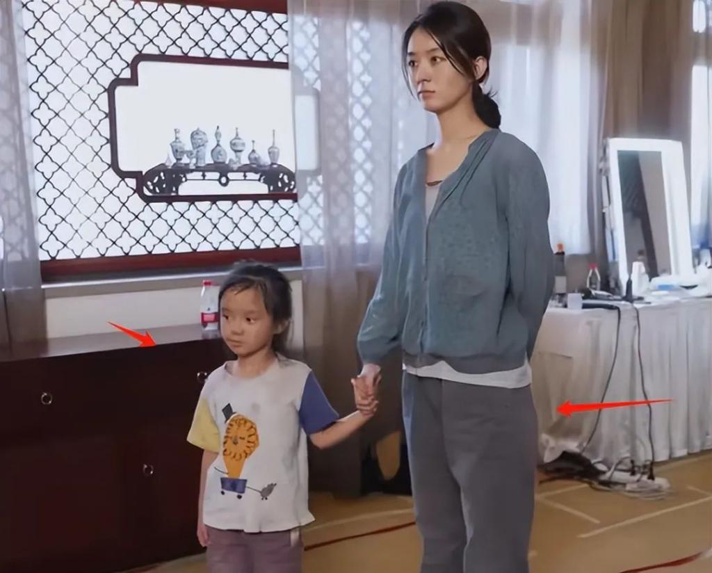 从头到脚皆可替？赵丽颖这个镜头，给了多少流量明星们一记耳光