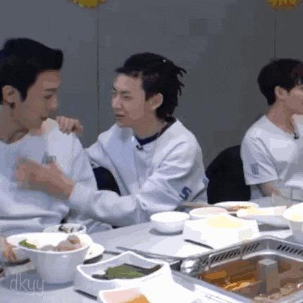 出道了？不，出家了…