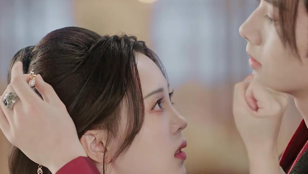 真疯啊,小黄书都拍成剧了