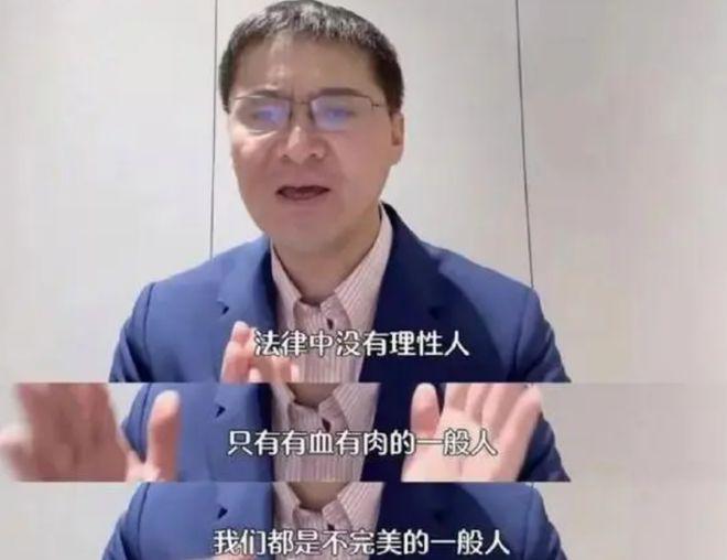 贾玲“导演”玄学！两大竞争对手弃逃，连张艺谋都礼让三分