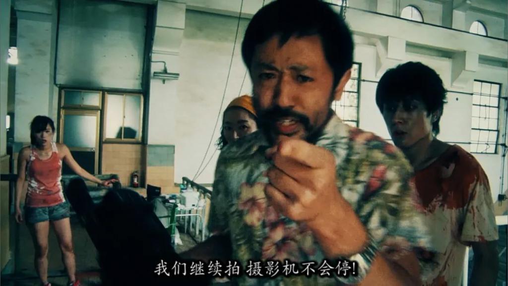 乱拍还理直气壮，他活该被骂