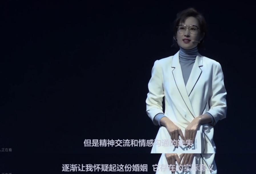 还记得刘敏涛吗？她女儿都16岁了？