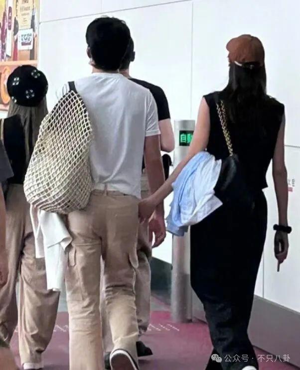 喜事将近？他已经跟着女友回老家过年见家长啦！