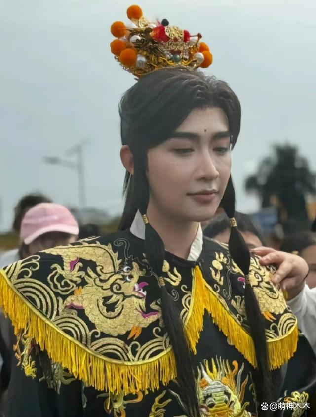 网红为模仿福建游神道歉，被当地文旅局打脸，公然僭越引众怒