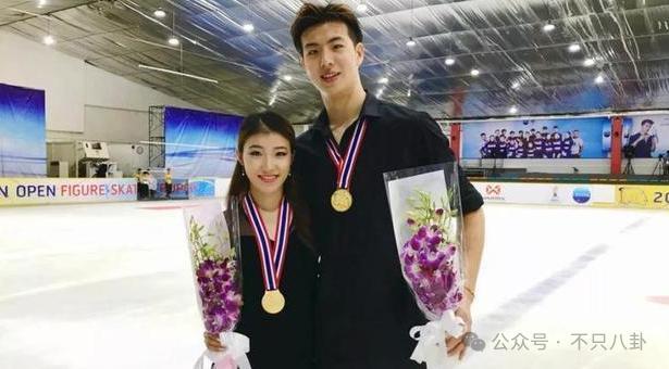 好劲爆！用个人账号自曝黑料还涉嫌犯罪，这是要彻底塌房了吗？