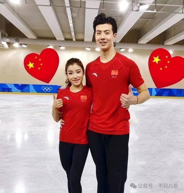 好劲爆！用个人账号自曝黑料还涉嫌犯罪，这是要彻底塌房了吗？