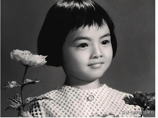 13岁被注射抑制生长剂的纪宝如，如今的她证实刘晓庆没说错