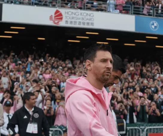 古天乐内涵梅西：没下场踢，第二天就跑了，郑中基在旁配合