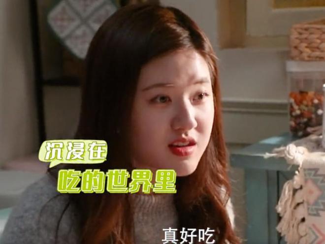 明星剧组伙食揭秘！景甜太丰盛，张予曦妈妈跟组做饭