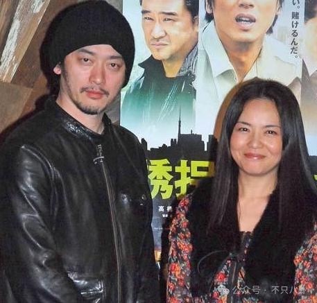 性侵并骚扰过至少7位女孩啊，他这次终于被警察抓了！