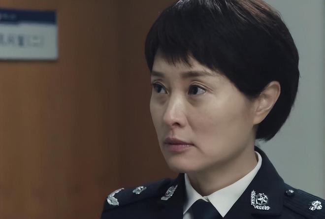 笑掉大牙！她这样也能演警察？《猎冰》女主选角真失败