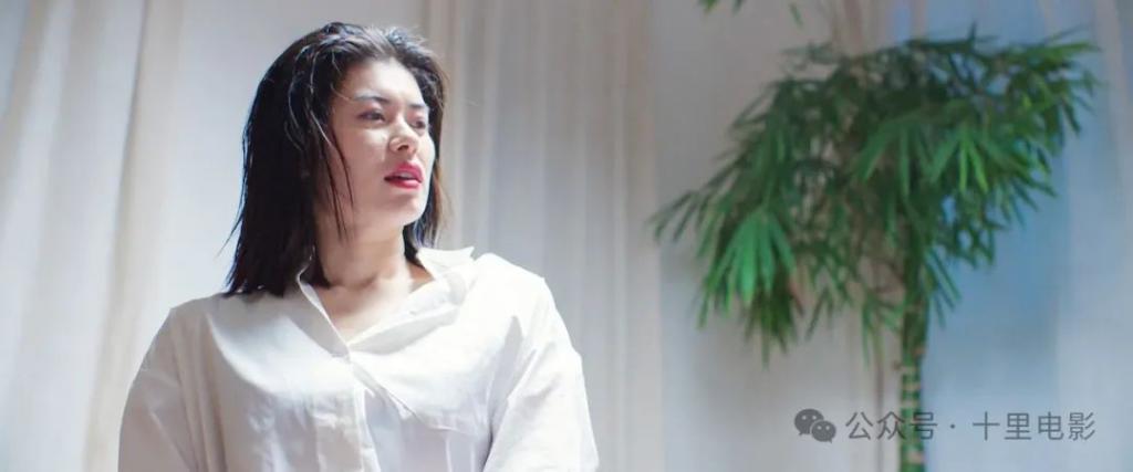 剧本烂的不行，女演员直接露肉，这部新片刚上线就翻车了