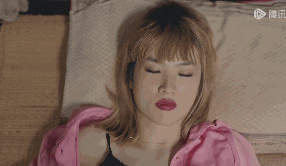 《猎冰》任正非女儿“面瘫”演技遭吐槽，要在评论区笑死了