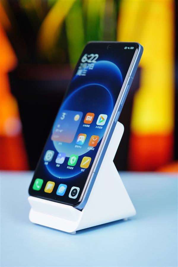 49分钟充满小米14 Ultra！小米80W升降式风冷无线充套装图赏