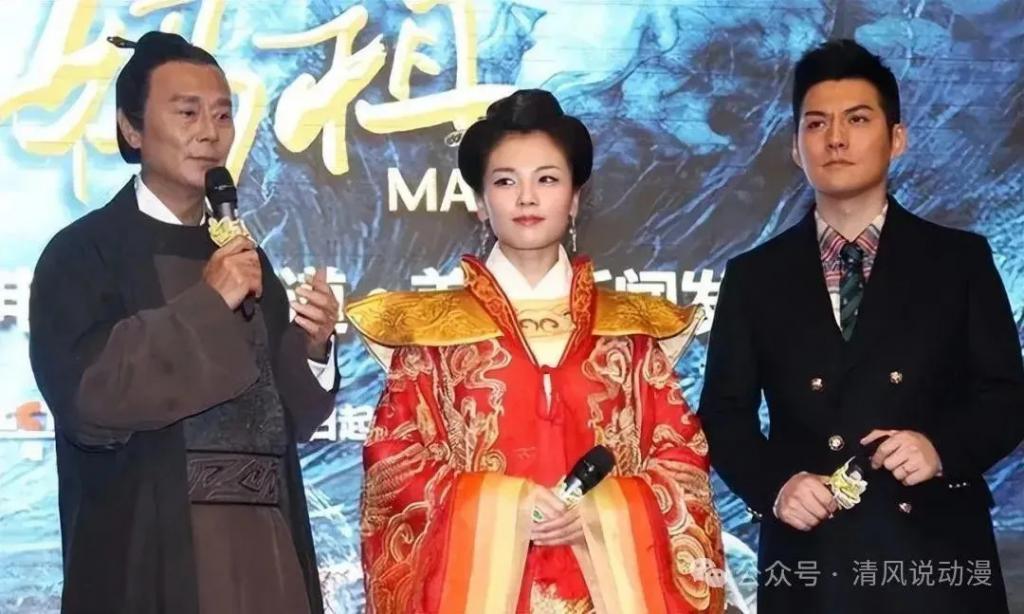 网红cos赵世子抢神明香火被骂惨，网友：刘涛演妈祖还要请示