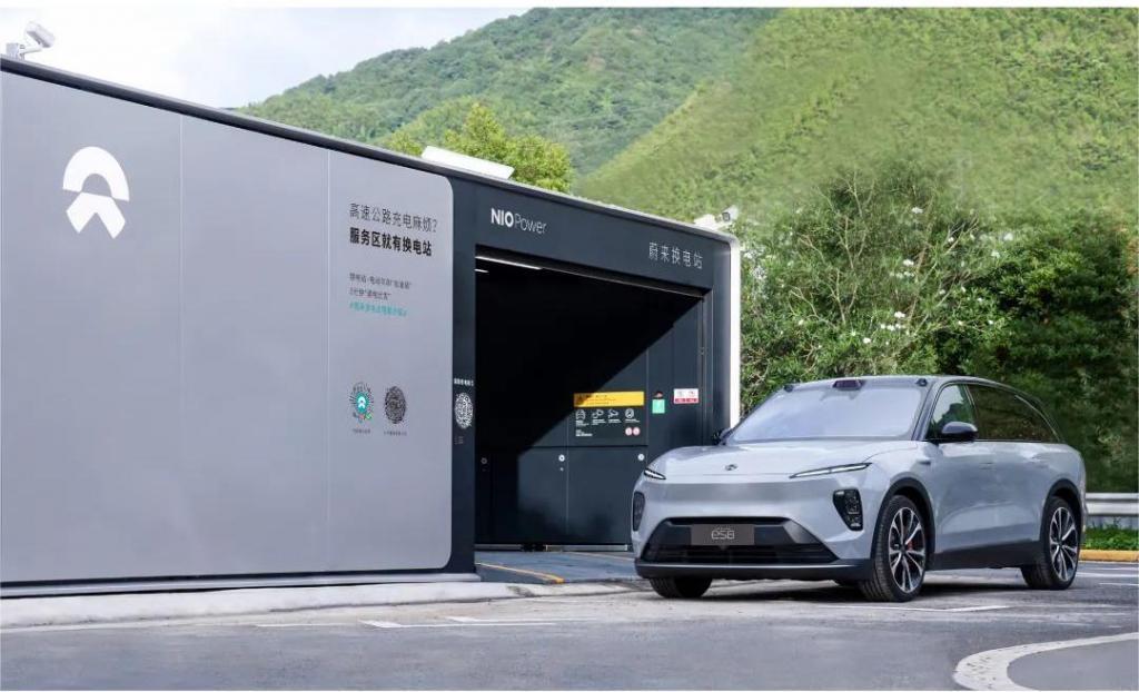 想要在2024年笑到最后，蔚来不能只靠“软实力”