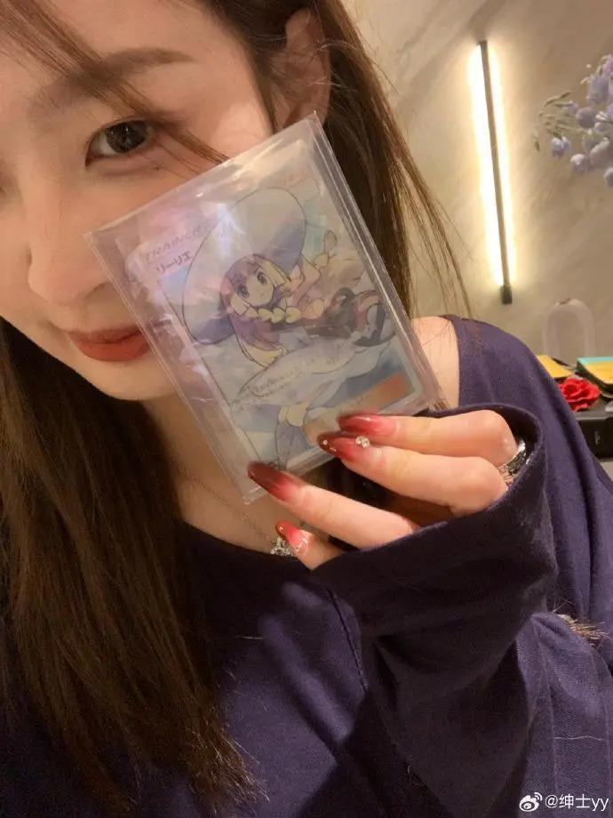 王思聪换新欢后续！送女友7万包补过情人节，一身行头十几万