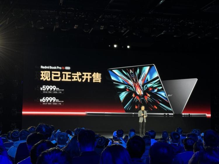 AI大模型 徕卡能擦出什么新火花？小米14 Ultra告你答案